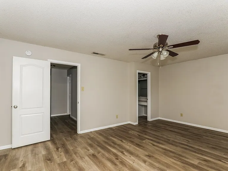3143 Danube Way — Photo 11