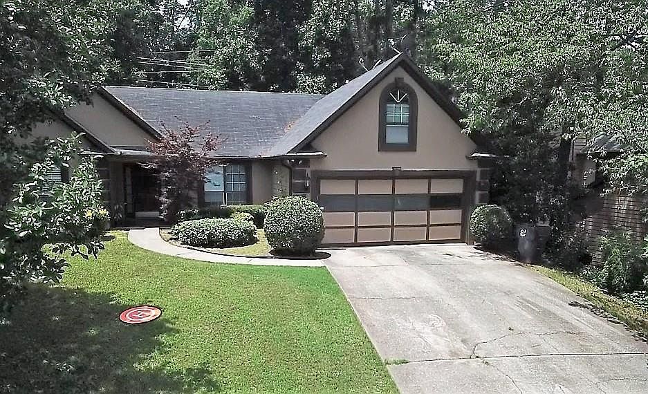 1st image of 749 Glenspring Dr