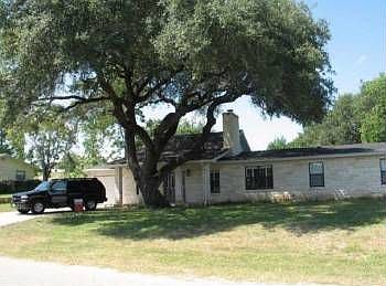 2nd image of 3703 River Oaks Dr Unit 1