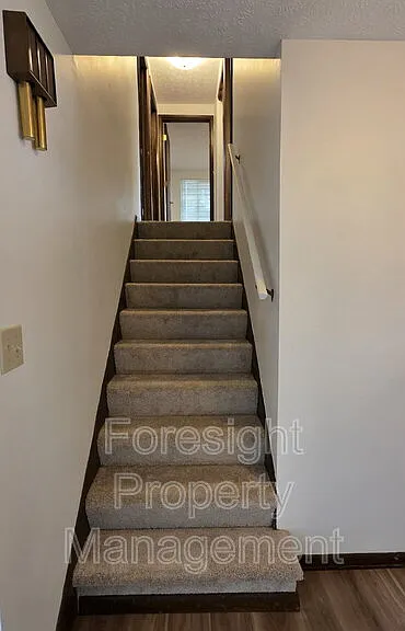 53 Carriage Dr — Photo 6