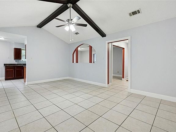 4th image of 5007 Toulon St