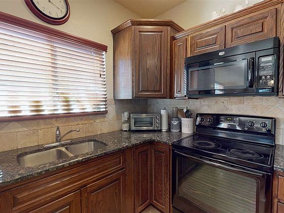 5th image of 4569 S Agave Ave