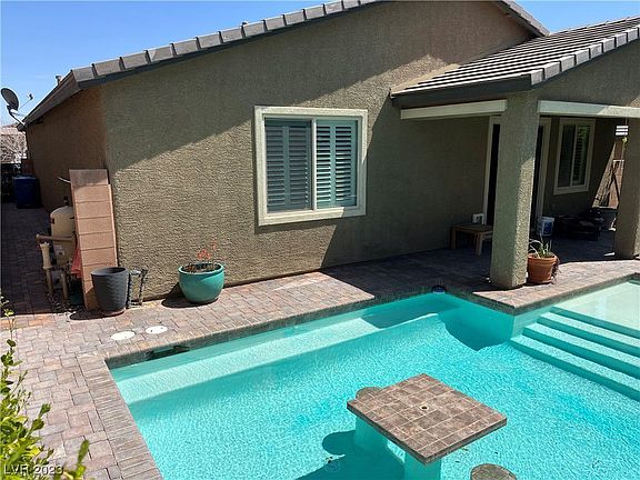 3rd image of 8629 Jenely Bay St