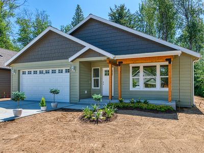 225 Jasper Loop, Sandpoint, ID, 83852