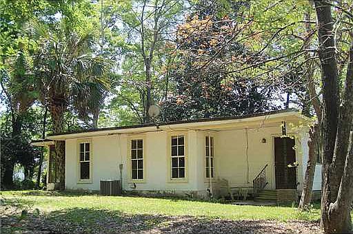 1st image of 335 River Oaks Dr