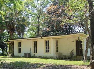335 River Oaks Dr, Gautier, MS 39553