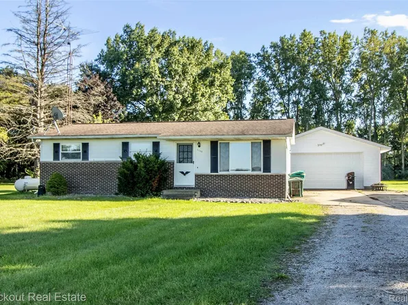 5796 E Burt Rd, Birch Run, MI 48415