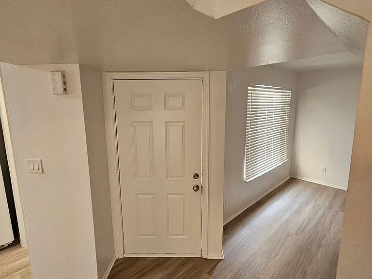 1715 E. Pepper Circle — Photo 21