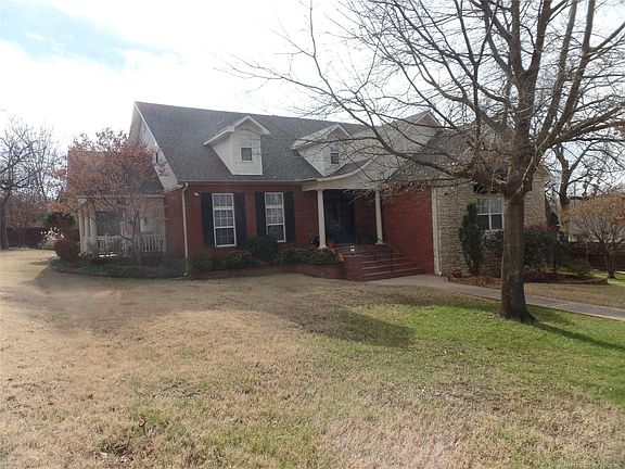 2nd image of 1430 Timber Ln