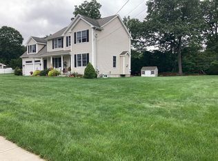 73 Shaker Rd, Westfield, MA 01085