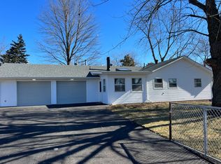 101 Louis Rd, Joliet, IL 60433