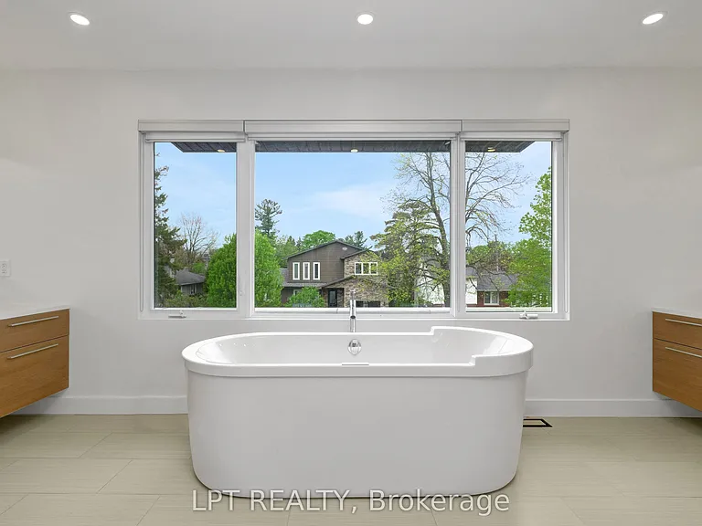 298 Crestview Rd — Photo 32