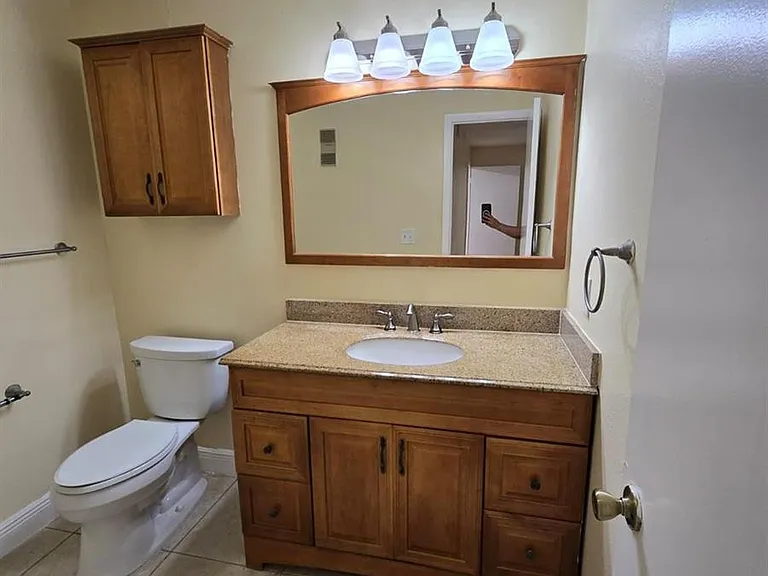 8775 NW 39th St #8775 — Photo 9