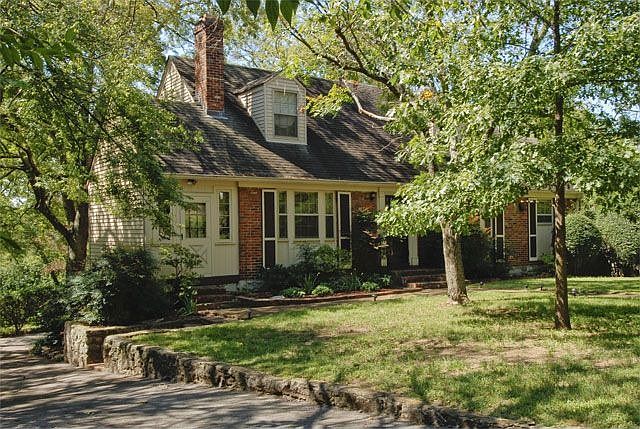 1st image of 1817 Cedar Ln