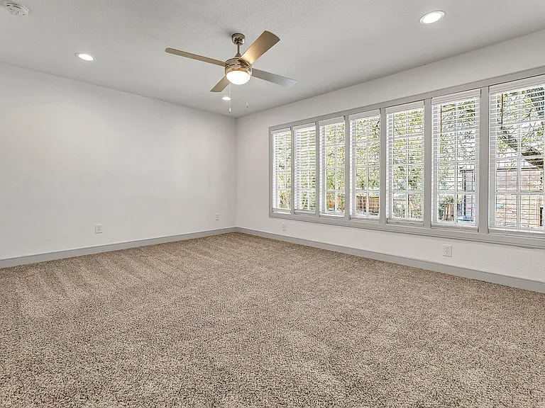 The Dawson at Stratford Apartments — Photo 135