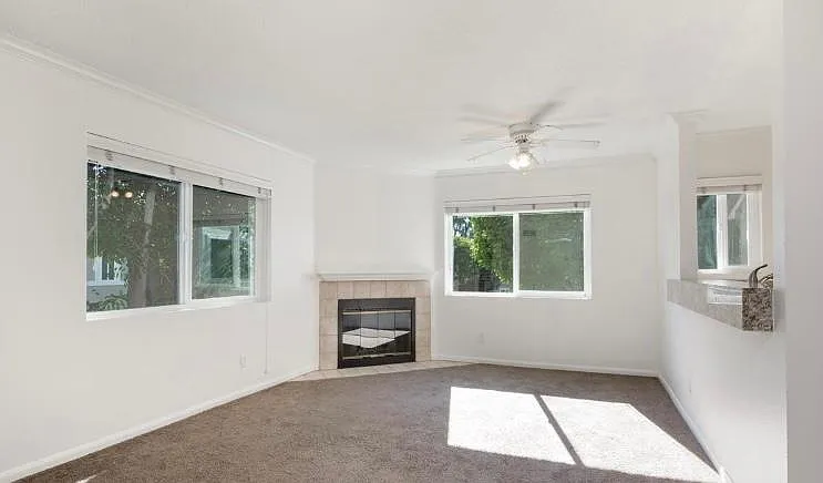 7585 Charmant Dr #812 — Photo 3