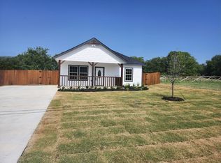 110 McElroy, Whitesboro, TX 76273