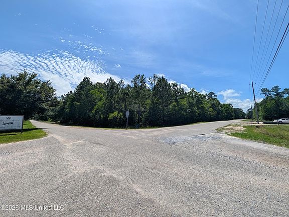 3rd image of 2332 Airport Dr Lot 33