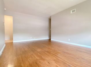 4815 Ames Ave, Omaha, NE 68104