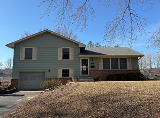 8630 Rich Rd, Bloomington, MN 55437
