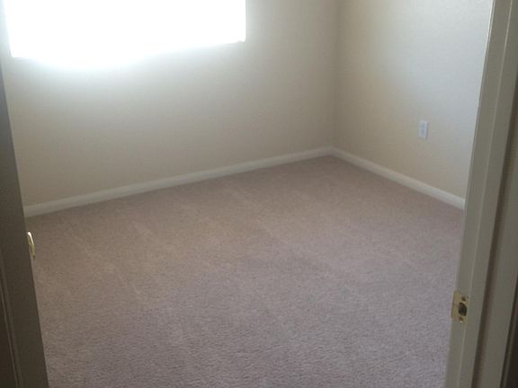 2nd image of 12373 Creekview Dr Unit 105