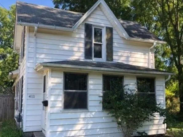 411 Robbins St, Owosso, MI 48867