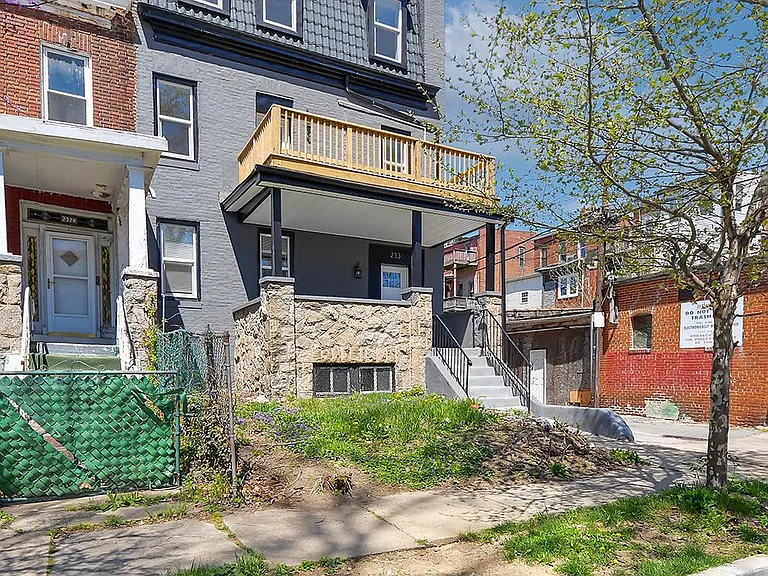 2330 Bryant Ave #4 — Photo 24