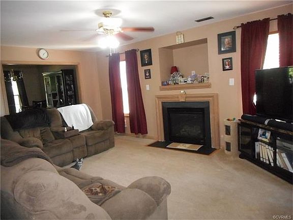 2nd image of 13707 Laketree Dr