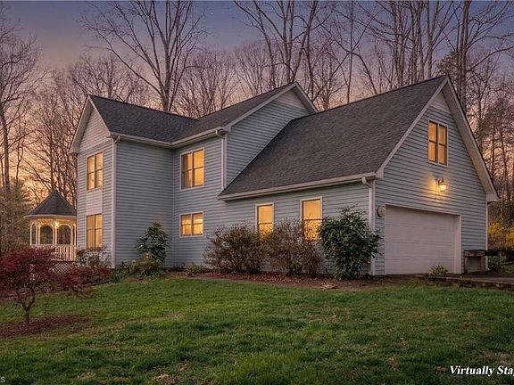 2nd image of 2309 Teapot Ct
