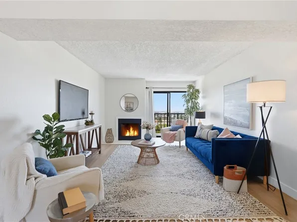 2599 Walnut Ave, Signal Hill, CA 90755