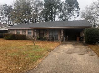 4 North Ln, Hattiesburg, MS 39402