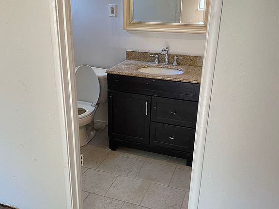 5th image of 2922 Alta Mira Dr
