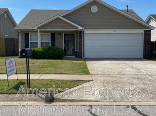 32 W Fairlane Ct, Sapulpa, OK 74066