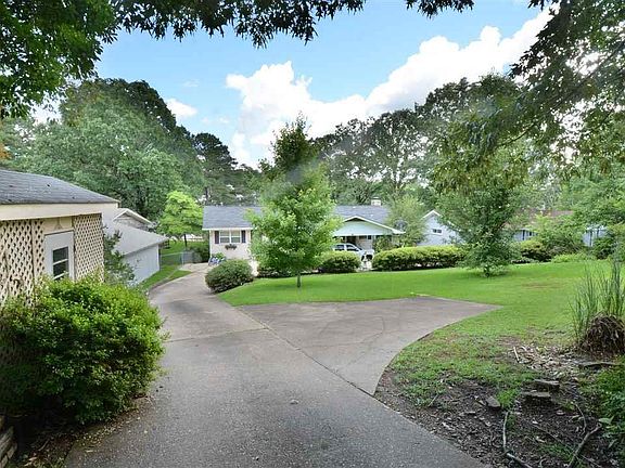 4th image of 132 Shore Acres Dr