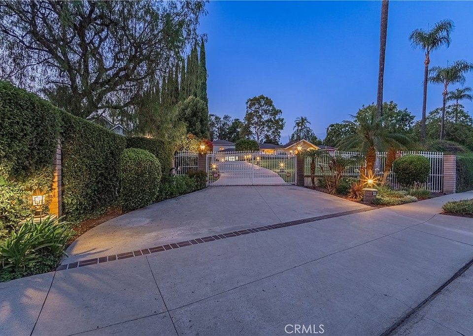 19749 Cameron Ave, Covina, CA 91724 | MLS #CV26134461 | Zillow