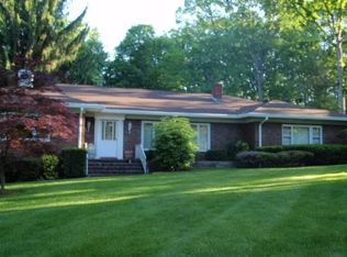 58 Surrey Dr, Wayne, NJ 07470