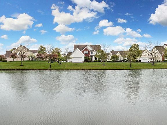 3rd image of 6229 Woodsview Way
