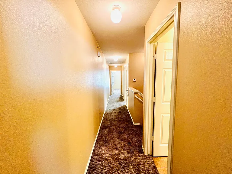 10818 Mathom Lndg — Photo 7