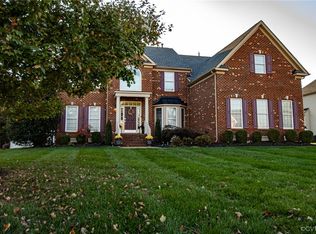 1419 Chaplin Bay Dr, Chester, VA 23836