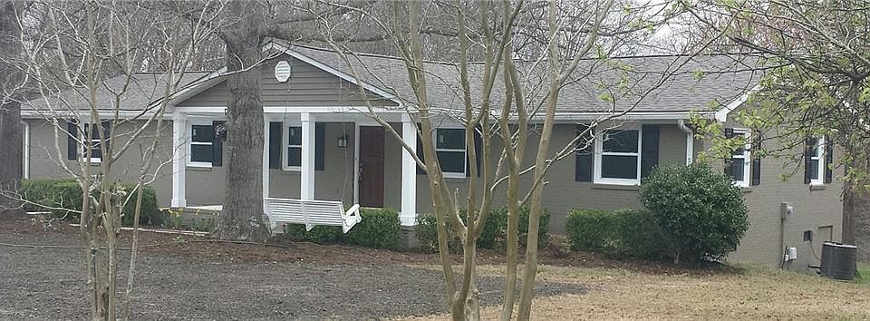 1st image of 527 Mahaffey Rd