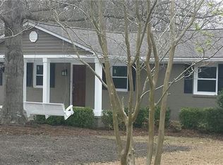 527 Mahaffey Rd, Greer, SC 29651