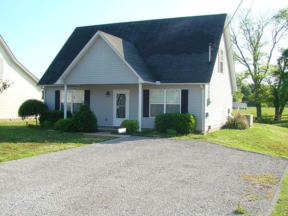 3rd image of 113 Eventine Dr
