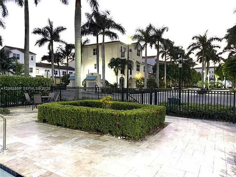 12403 NW 18th Ct #Townhouse 12403 — Photo 47