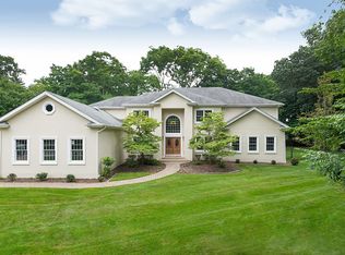 3 Morris Ave, Mahwah, NJ 07430