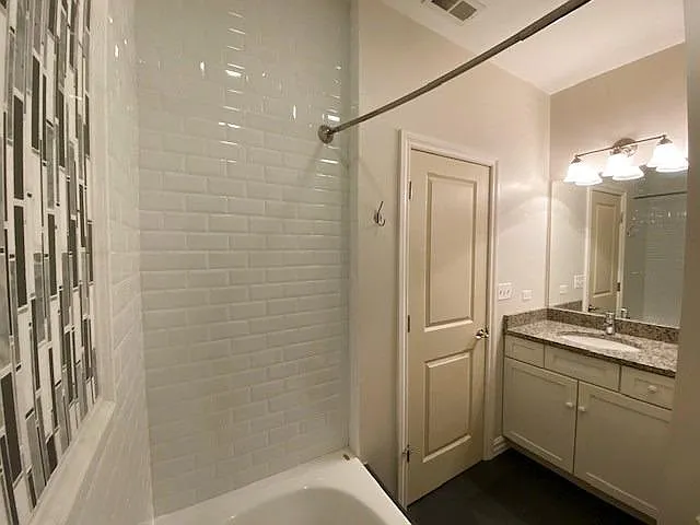 1470 W Carmen Ave #204 — Photo 10