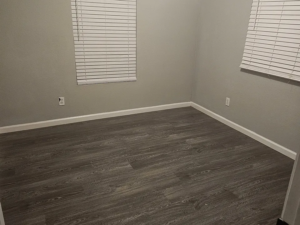 3525 Santa Cruz Way