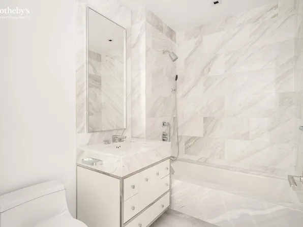 138 East 50th Street image 33 of 50