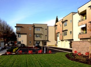 1225 Coburg Rd #14, Eugene, OR 97401