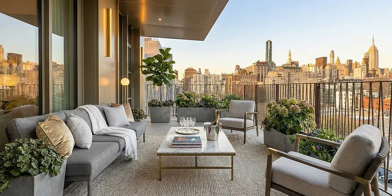 350 East 18th Street #11C