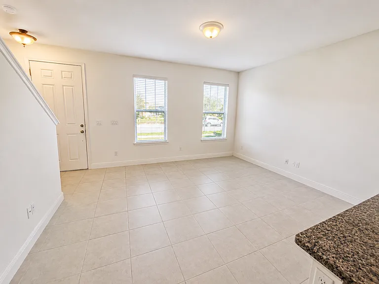 15555 Honeybell Dr — Photo 7